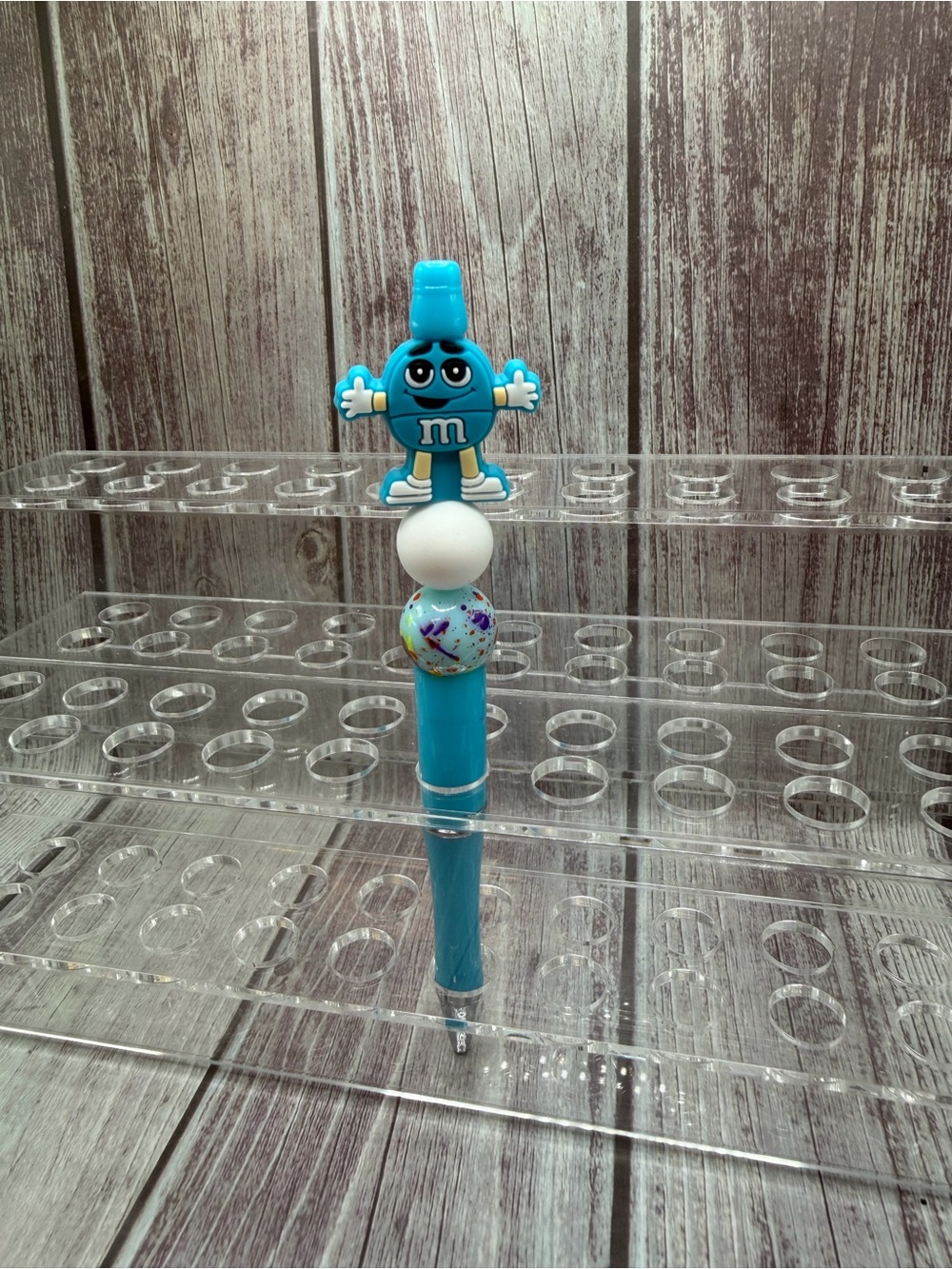 M&M beaded pen